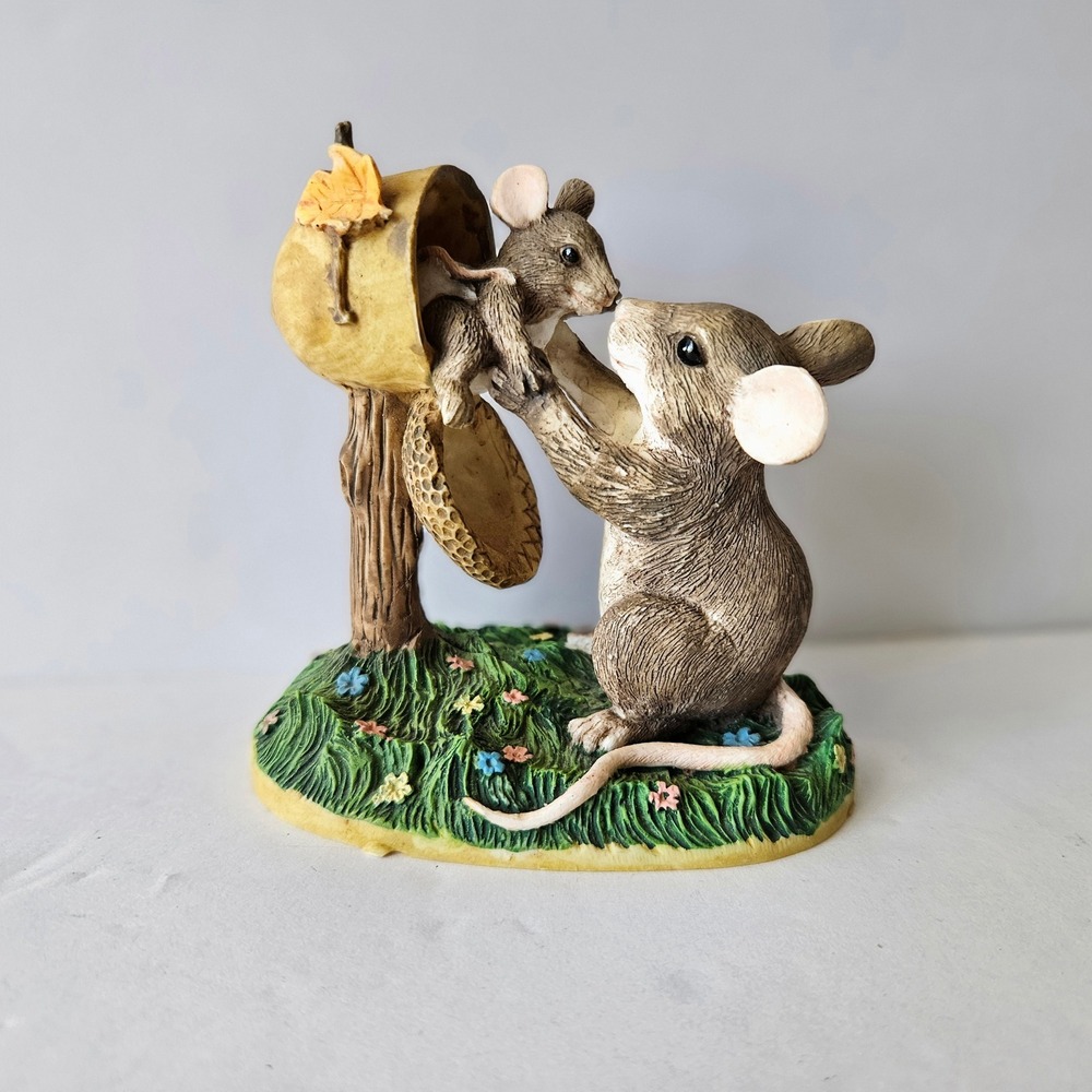 CHARMING TAILS New Arrival Figurine by Silvestri Mother and Baby Mailbox